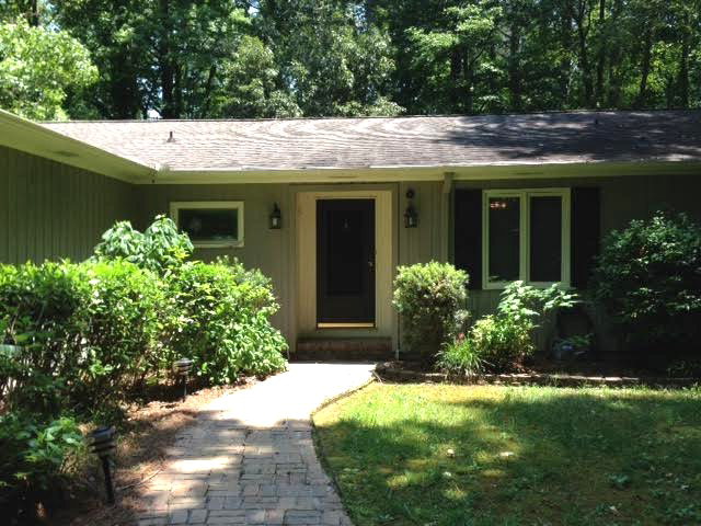 102 Overbrook Road Greenwood, SC 29649 - Photo 1 of 1