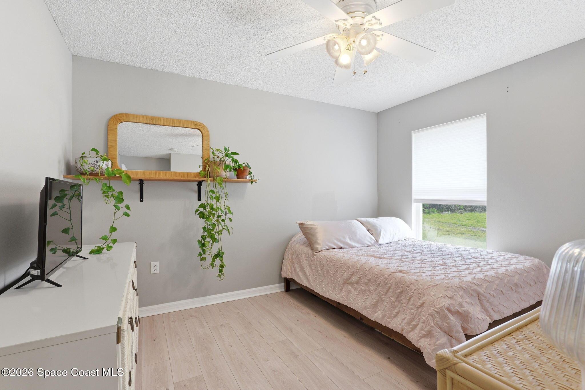 2149 Redwood Circle Palm Bay, FL 32905 - Photo 19 of 41 16-web-or-mls-Redwood-16