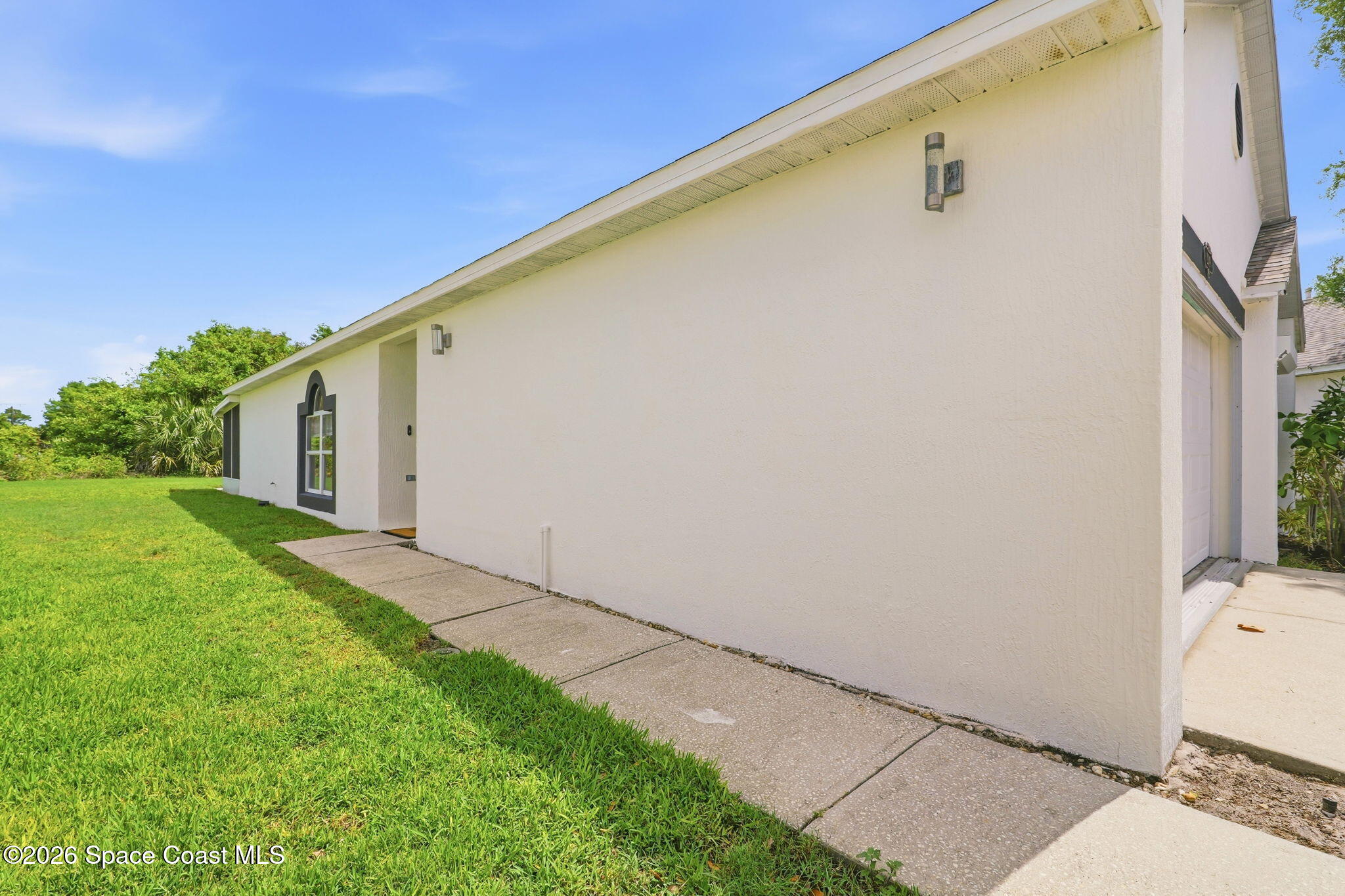 2149 Redwood Circle Palm Bay, FL 32905 - Photo 3 of 41 3-web-or-mls-Redwood-3