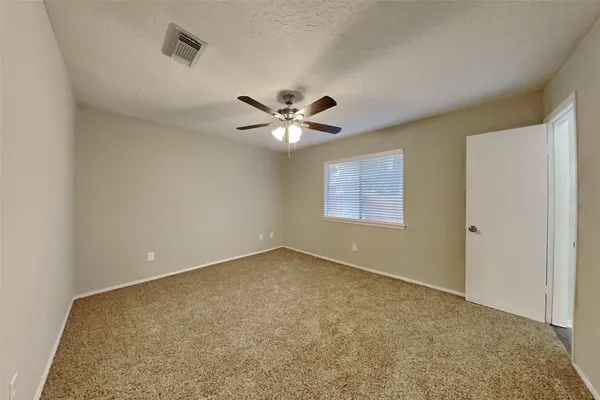 $2,150 | 26 Pinewood Forest Court, Spring, TX 77381