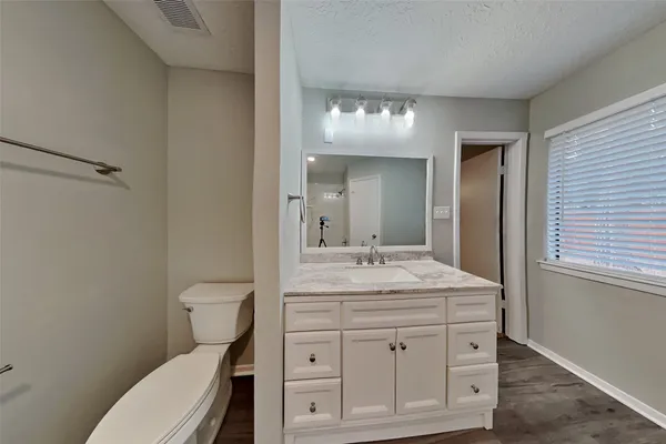 $2,150 | 26 Pinewood Forest Court, Spring, TX 77381