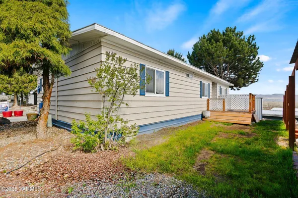 $45,000 | 26 Leisure Hill Drive, Yakima, WA 98903