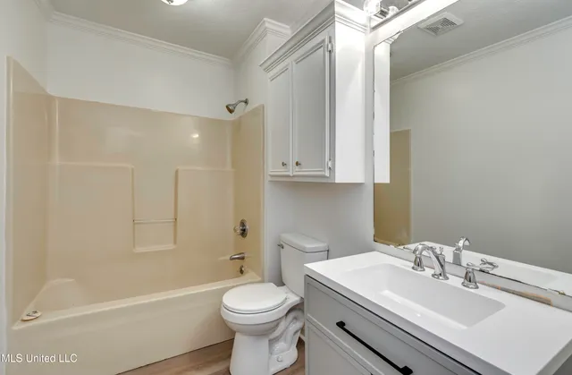 $274,999 | 409 Hawthorne Drive, Madison, MS 39110