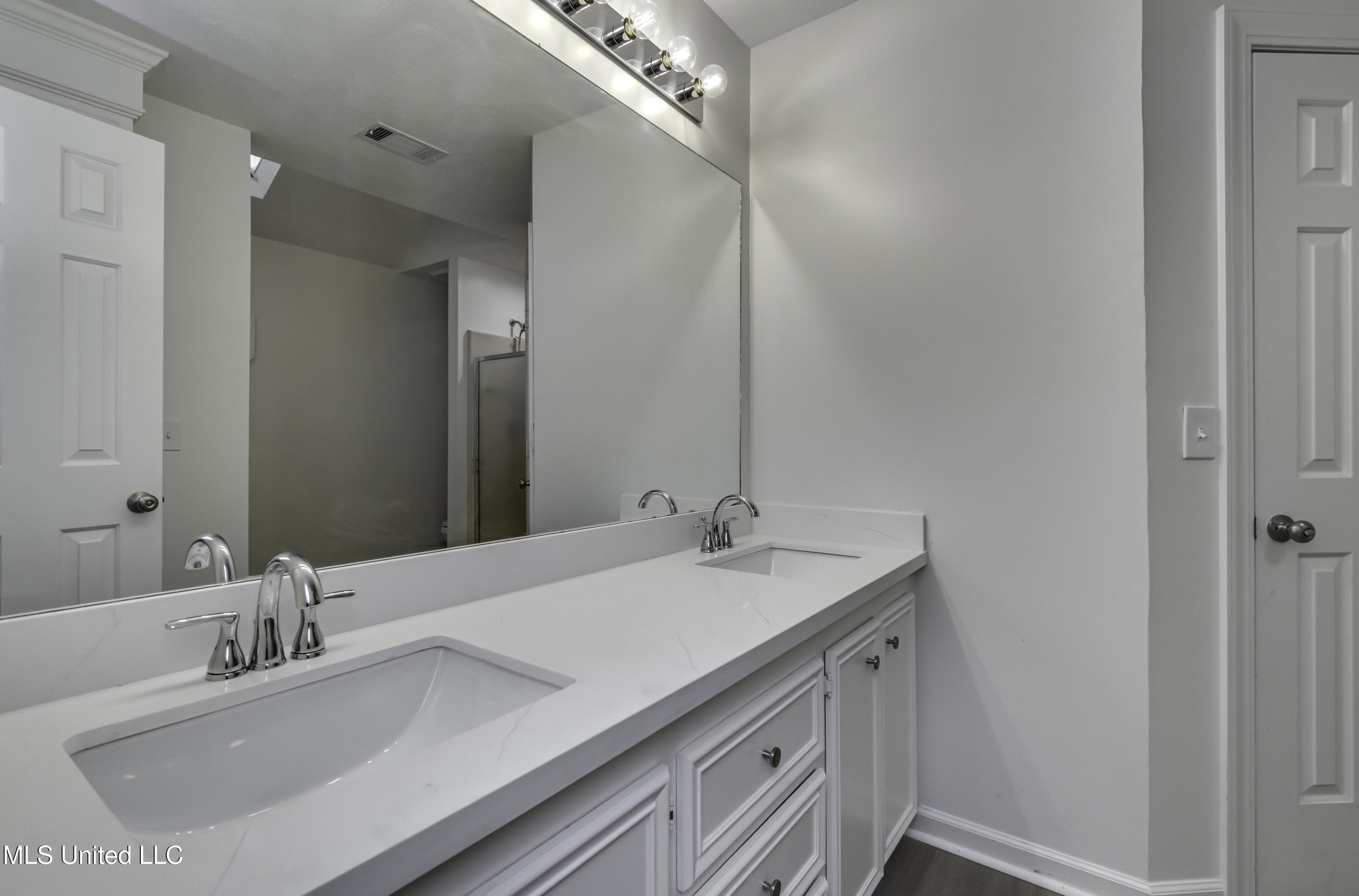 409 Hawthorne Drive Madison, MS 39110 - Photo 41 of 47 409 Hawrthorne Dr--41