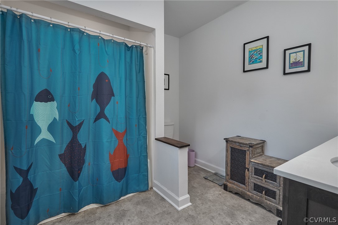 4325 Worsham Road Powhatan, VA 23139 - Photo 25 of 42 Full en-suite bath.