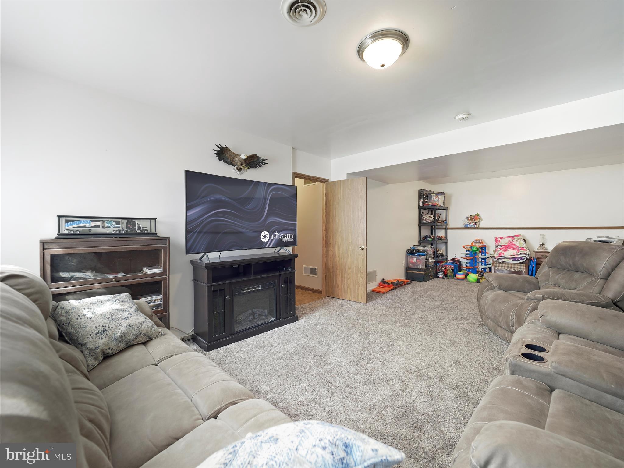 585 Walnut Bottom Road Shippensburg, PA 17257 - Photo 27 of 32 Lower level living area