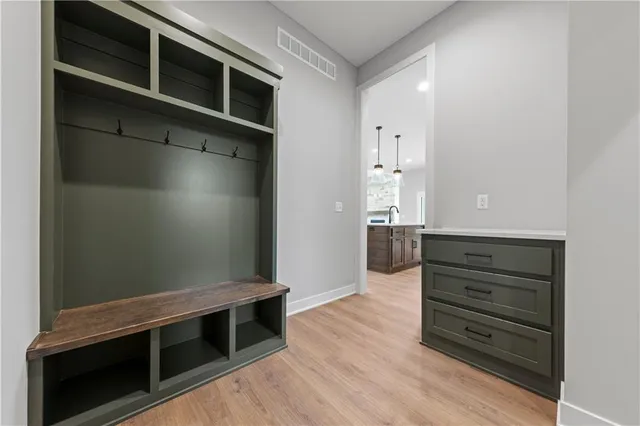 $575,000 | 4528 Southwest Berkshire Drive, Lee's Summit, MO 64083