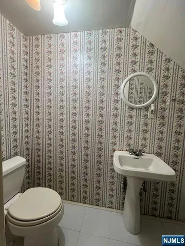 $4,000 | 144 Magnolia Avenue, Hillsdale, NJ 07642