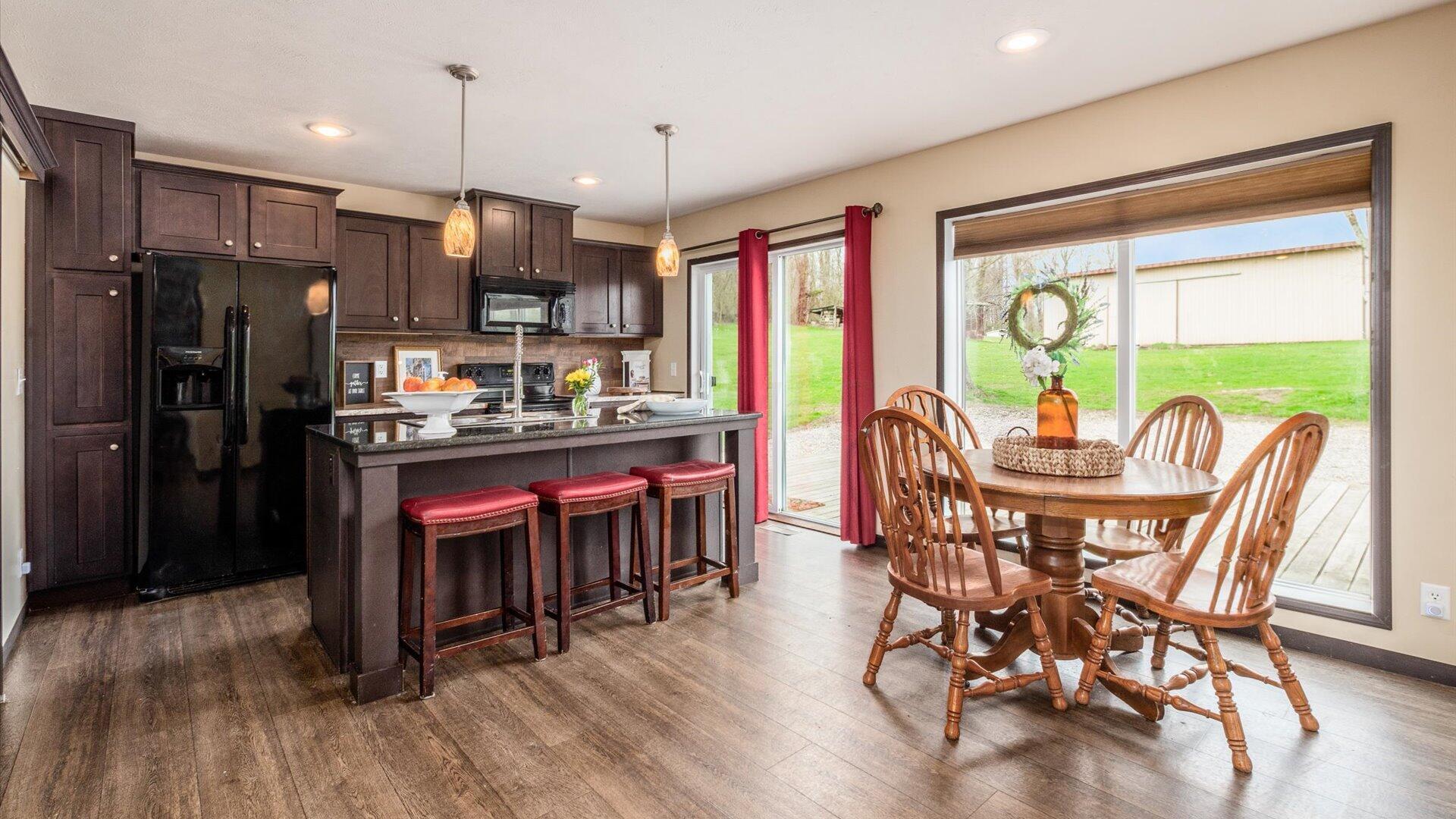 6514 Gratiot Road Southeast Heath, OH 43056 - Photo 8 of 34 11-z 6514 Gratiot Rd019