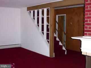 38 Four Leaf Road Levittown, PA 19056 - Photo 3 of 4 Gallery Image 3