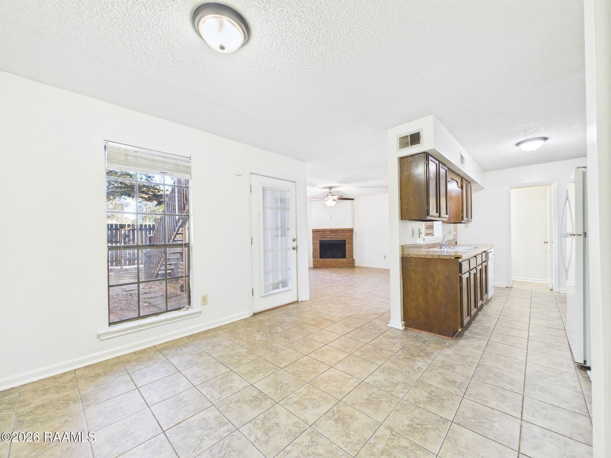 446 Failla Road, Unit C Lafayette, LA 70508 - Photo 13 of 32 CAM06258G6-PR0008-STILL005