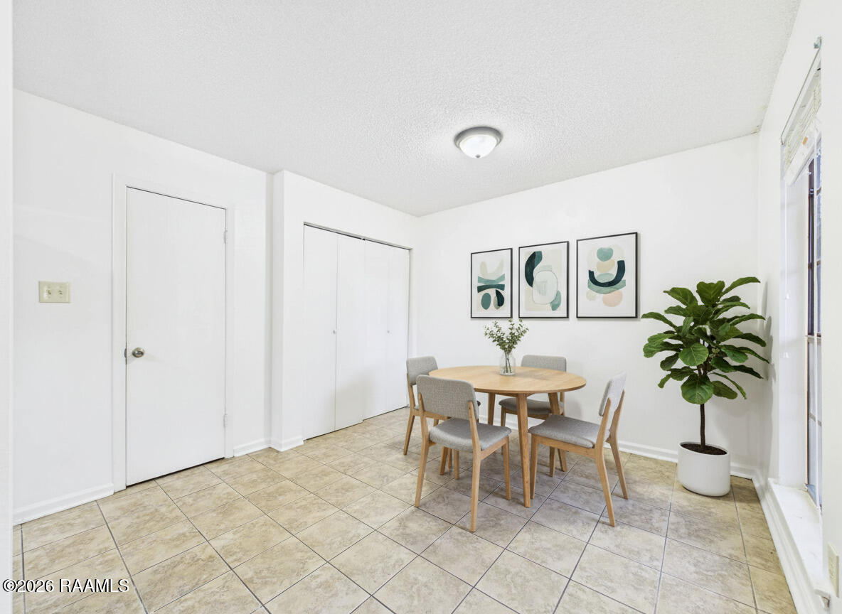 446 Failla Road, Unit C Lafayette, LA 70508 - Photo 18 of 32 CAM06258G6-PR0008-STILL003-001