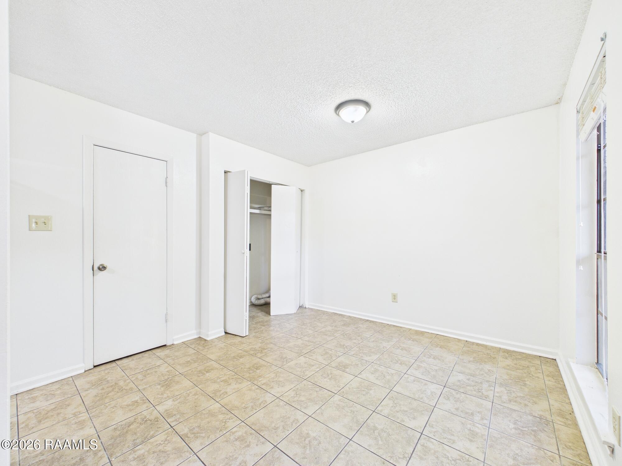 446 Failla Road, Unit C Lafayette, LA 70508 - Photo 20 of 32 CAM06258G6-PR0008-STILL002