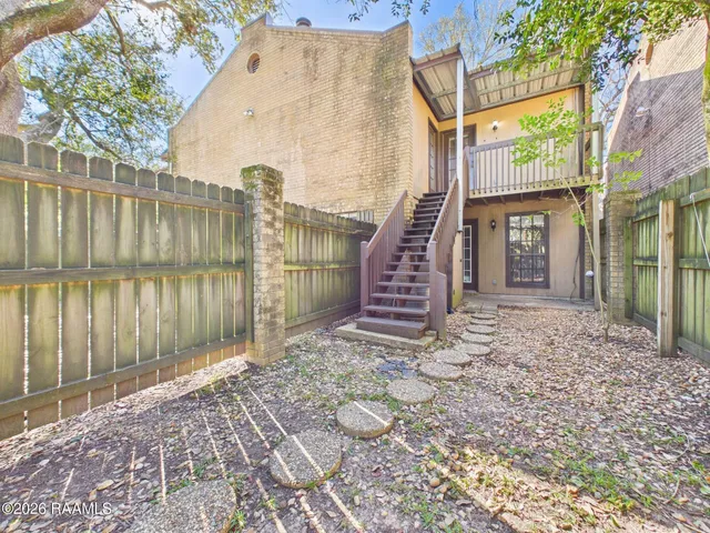 $950 | 446 Failla Road, Unit C, Lafayette, LA 70508