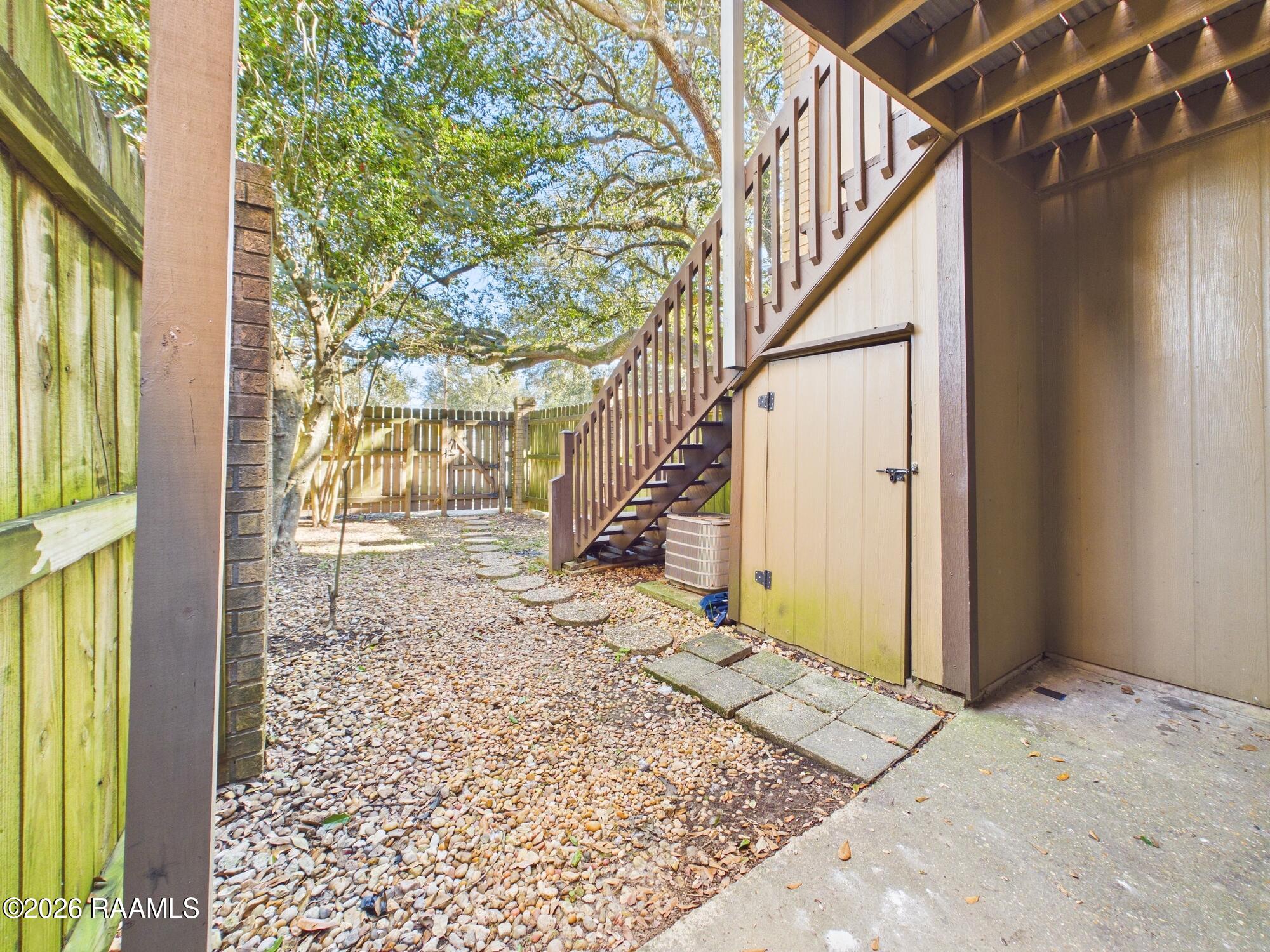 446 Failla Road, Unit C Lafayette, LA 70508 - Photo 5 of 32 CAM06258G6-PR0008-STILL024