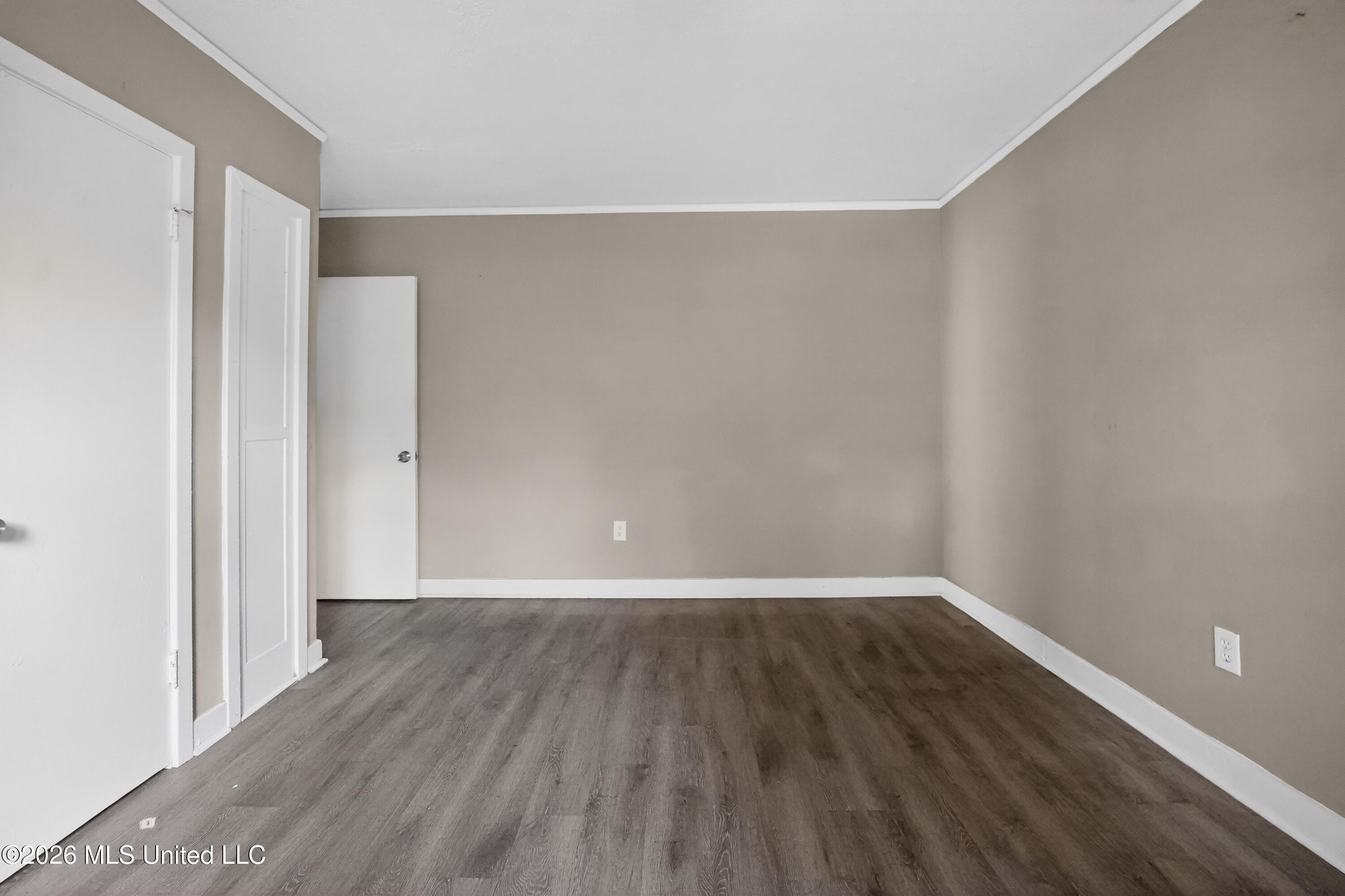 343 Broadmoor Drive Jackson, MS 39206 - Photo 29 of 40 34_343_Broadmoor_Dr-Bedroom-6825