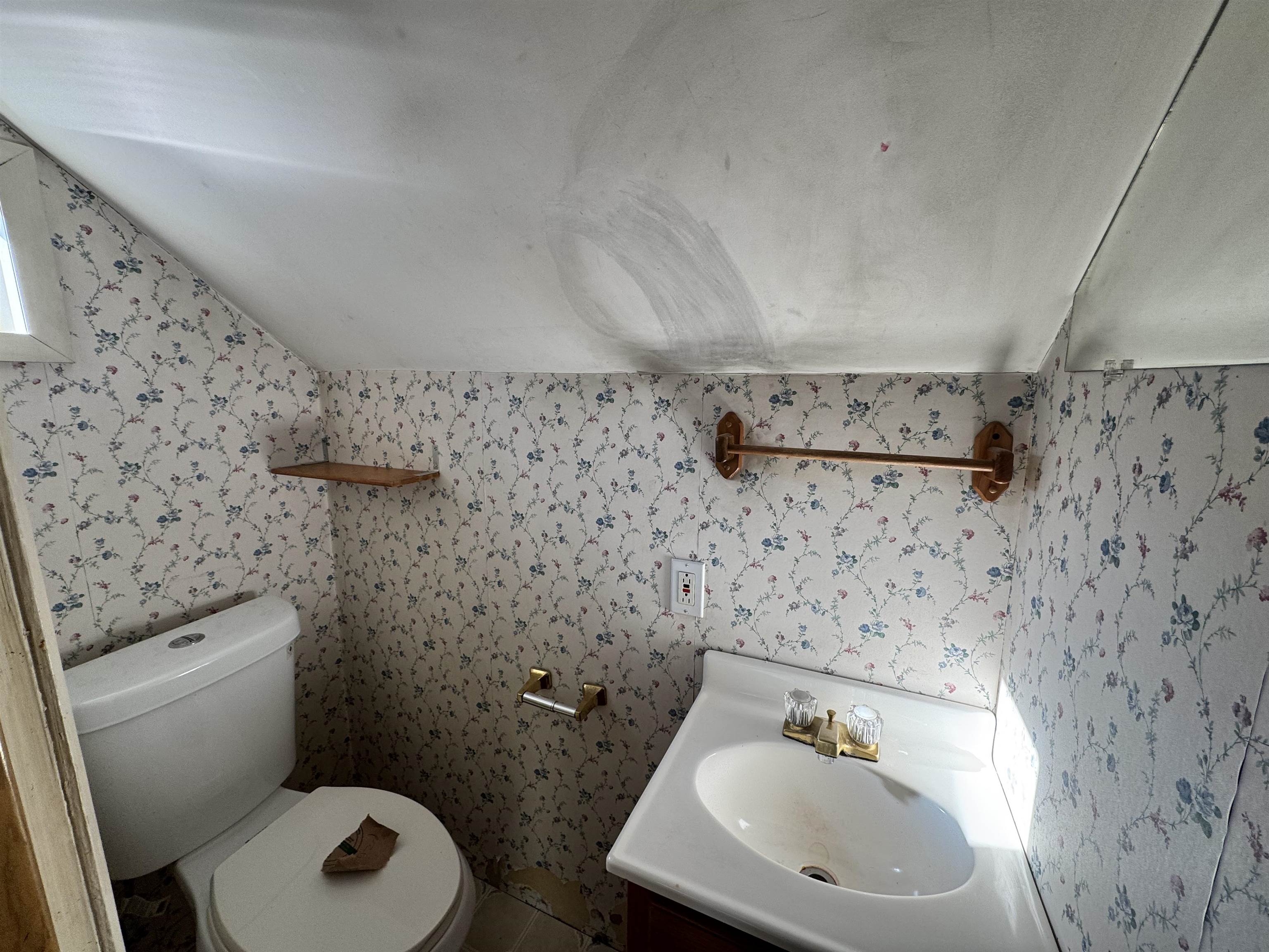 642 Howland Street Berlin, NH 03570 - Photo 22 of 34