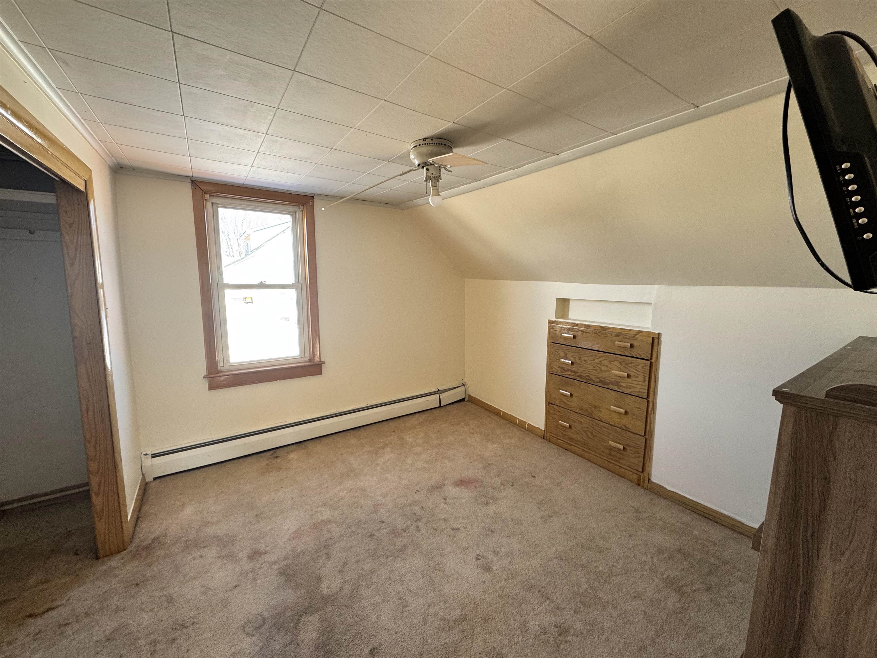 642 Howland Street Berlin, NH 03570 - Photo 25 of 34