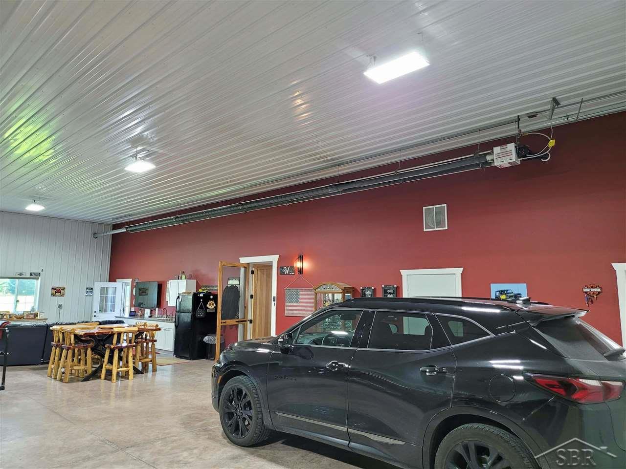 7589 Irish Road Millington, MI 48746 - Photo 20 of 34 50058495-19.JPG