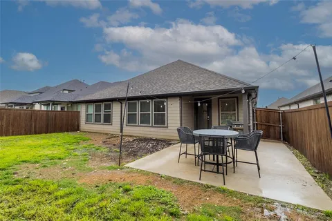 $284,900 | 2601 Moser Lane, Royse City, TX 75189