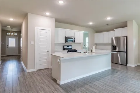 $284,900 | 2601 Moser Lane, Royse City, TX 75189