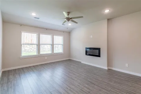 $284,900 | 2601 Moser Lane, Royse City, TX 75189