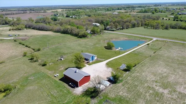 $649,900 | 4270 69th Highway, Lathrop, MO 64465