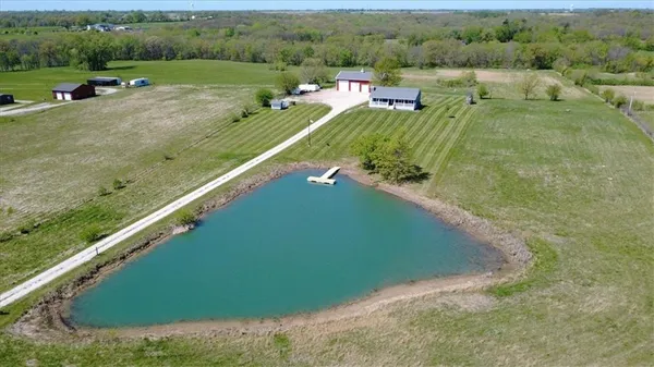 $649,900 | 4270 69th Highway, Lathrop, MO 64465