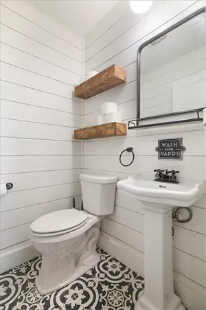 $649,900 | 4270 69th Highway, Lathrop, MO 64465