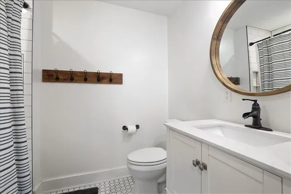 $649,900 | 4270 69th Highway, Lathrop, MO 64465