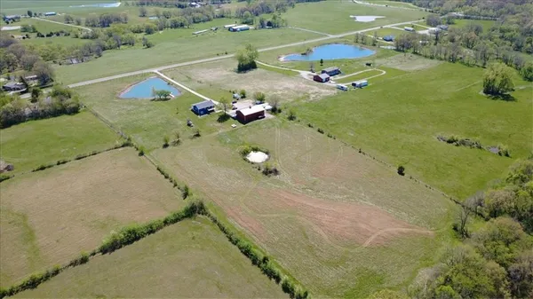 $649,900 | 4270 69th Highway, Lathrop, MO 64465