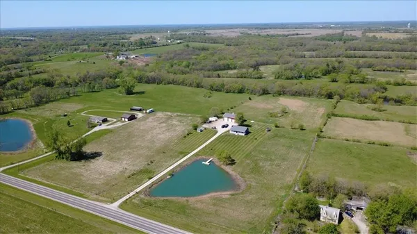 $649,900 | 4270 69th Highway, Lathrop, MO 64465