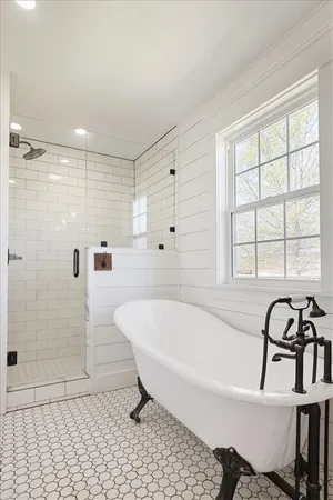 $649,900 | 4270 69th Highway, Lathrop, MO 64465