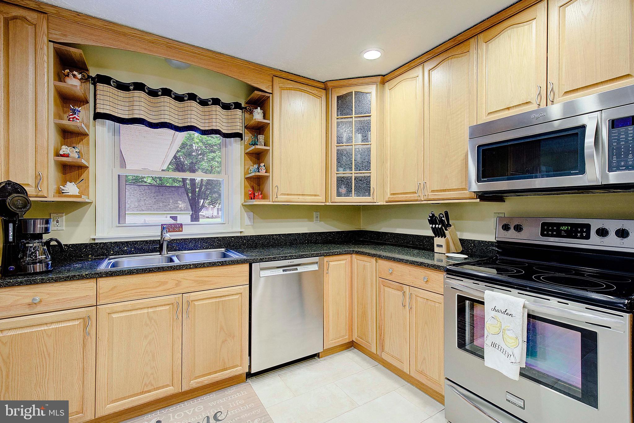 208 Dorchester Road Stevensville, MD 21666 - Photo 10 of 36