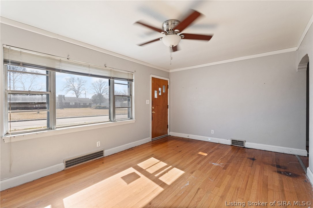 2016 Bono Road New Albany, IN 47150 - Photo 6 of 37 Gallery Image 6