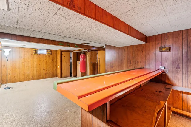 $400,000 | 3465 Wilshire Road, Brookfield, WI 53045