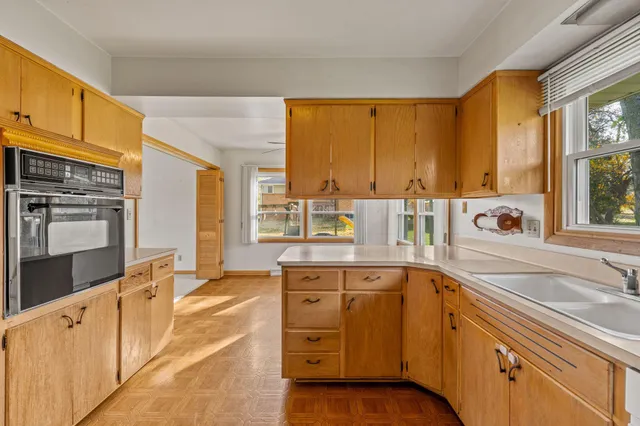 $400,000 | 3465 Wilshire Road, Brookfield, WI 53045