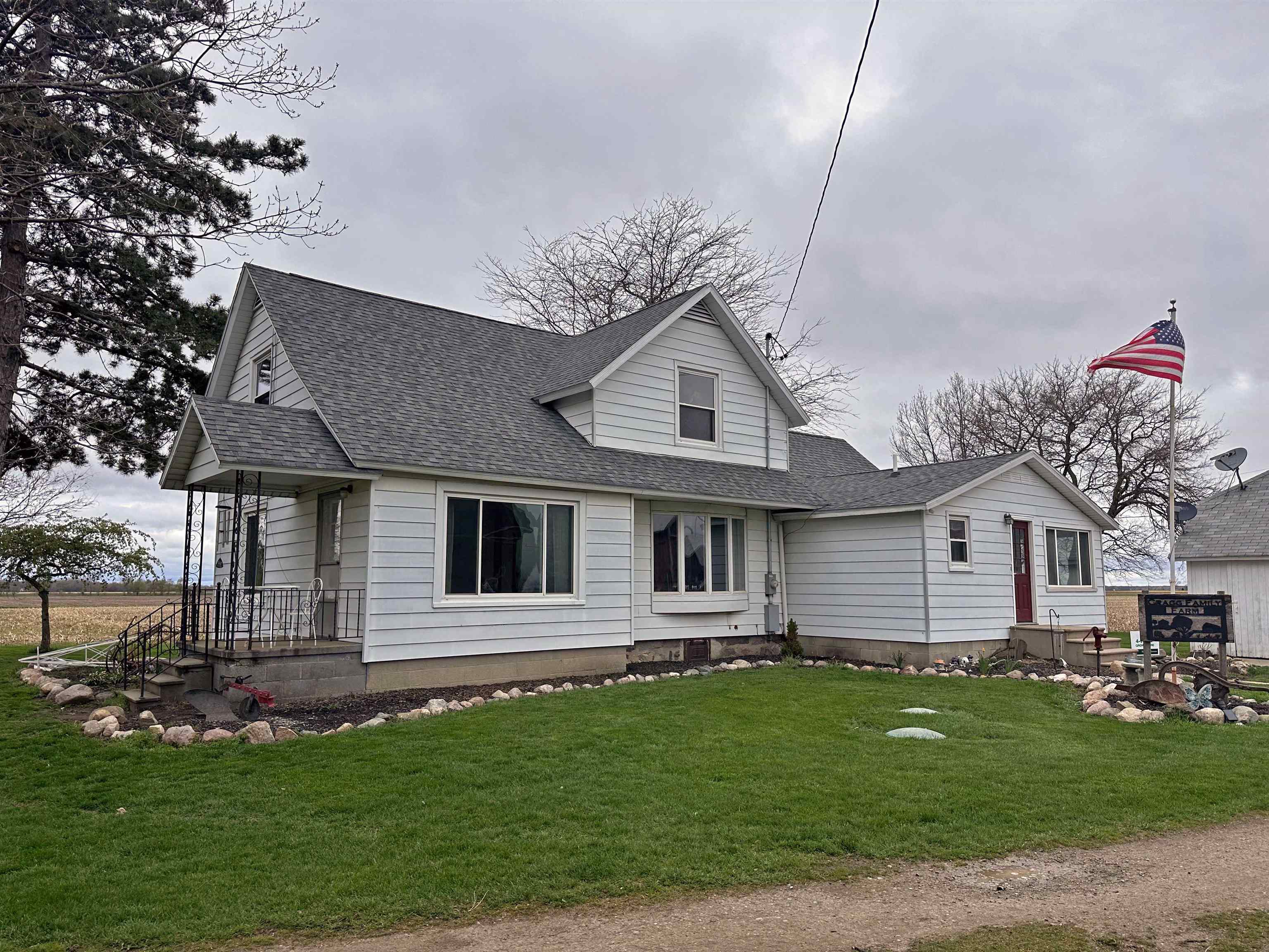 2087 Allan Road Owosso, MI 48867 - Photo 3 of 47