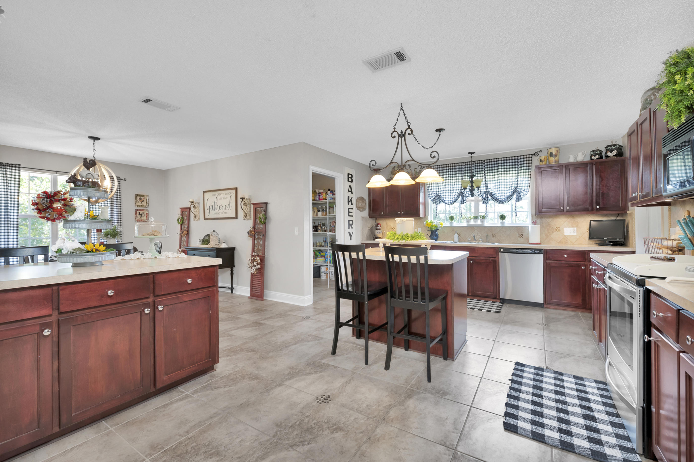228 Raptor Drive Crestview, FL 32536 - Photo 11 of 43 Gallery Image 11
