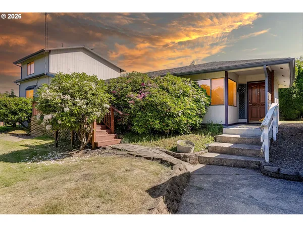 $422,500 | 3070 Troth Court Southeast, Salem, OR 97302