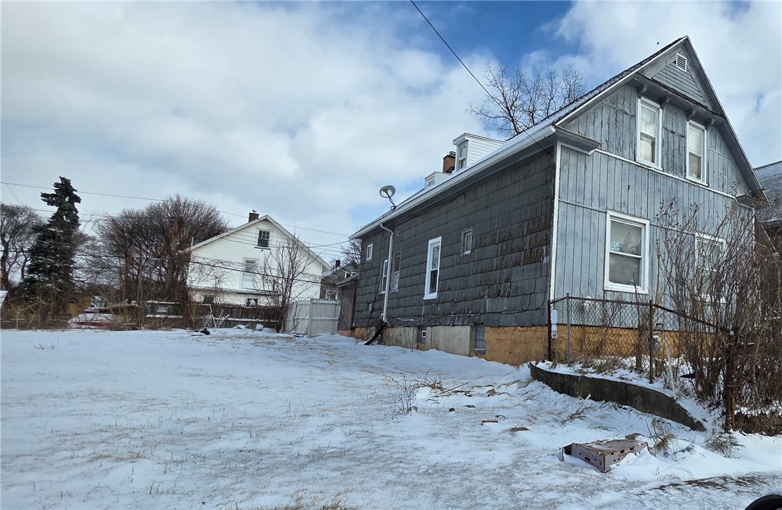 50-54 Wilkins Street Rochester, NY 14621 - Photo 4 of 31