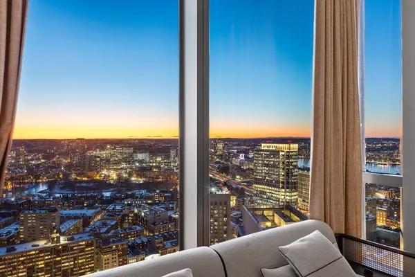$9,800 | 1 Dalton Street, Unit 3306, Boston, MA 02115