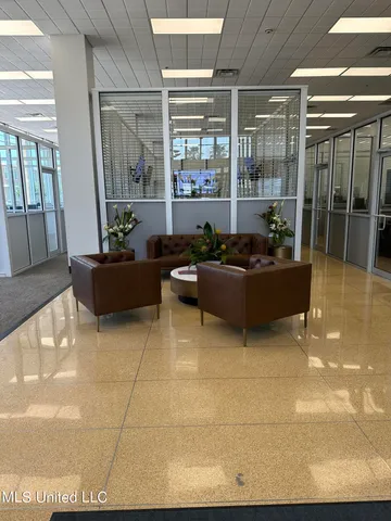 $1,800 | 3207 Magnolia Street, Unit 303, Pascagoula, MS 39567