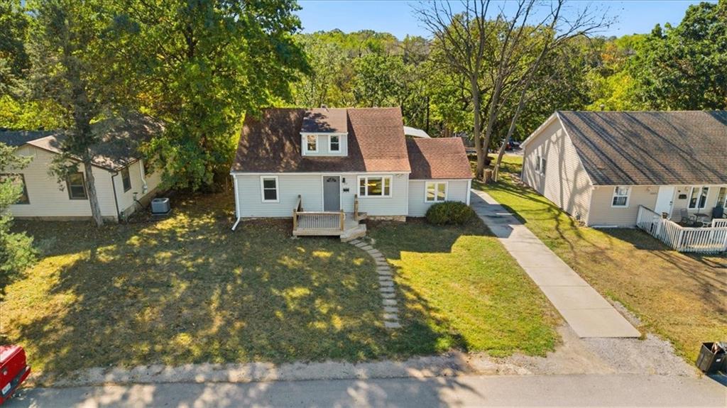 1039 Locust Street Kansas City, KS 66103 - Photo 1 of 25