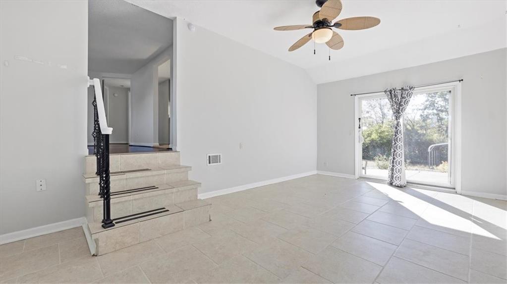 1039 Locust Street Kansas City, KS 66103 - Photo 16 of 25