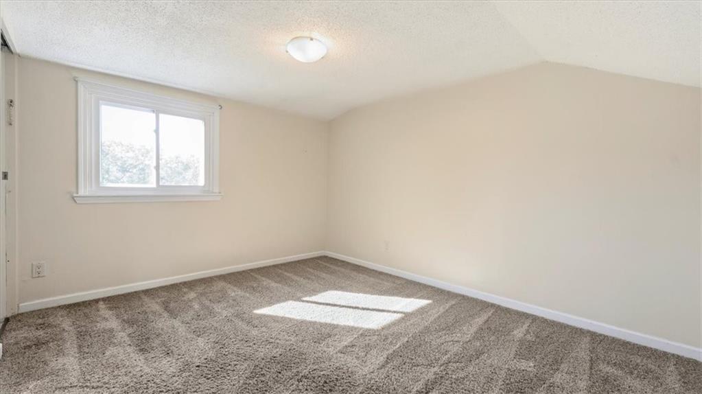 1039 Locust Street Kansas City, KS 66103 - Photo 18 of 25