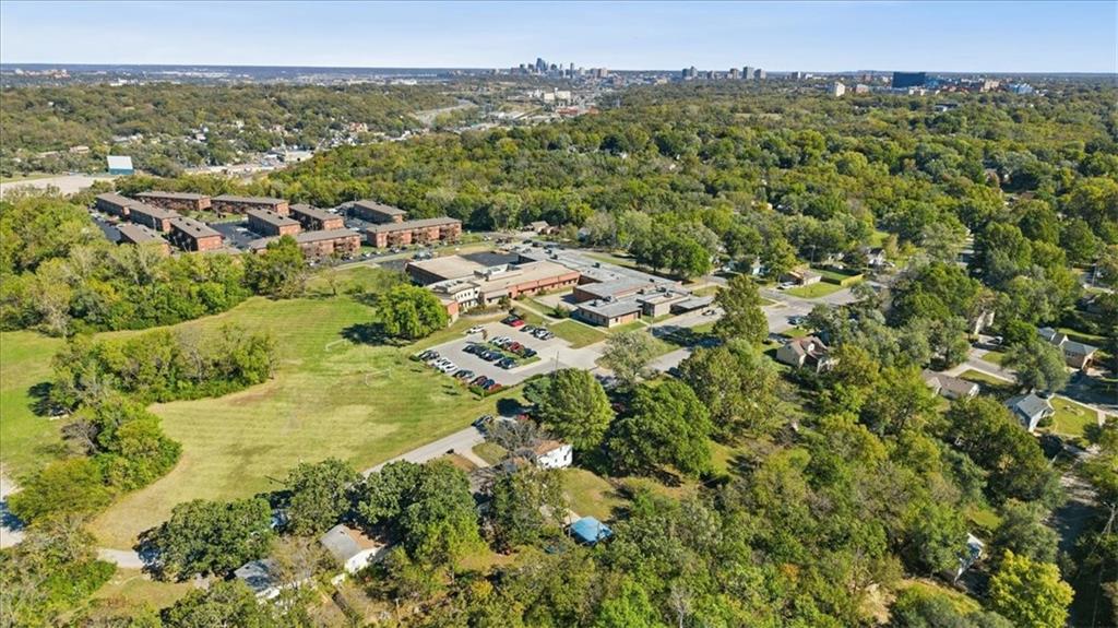 1039 Locust Street Kansas City, KS 66103 - Photo 23 of 25