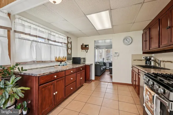 $370,000 | 1005 Terrace Boulevard, Ewing, NJ 08618