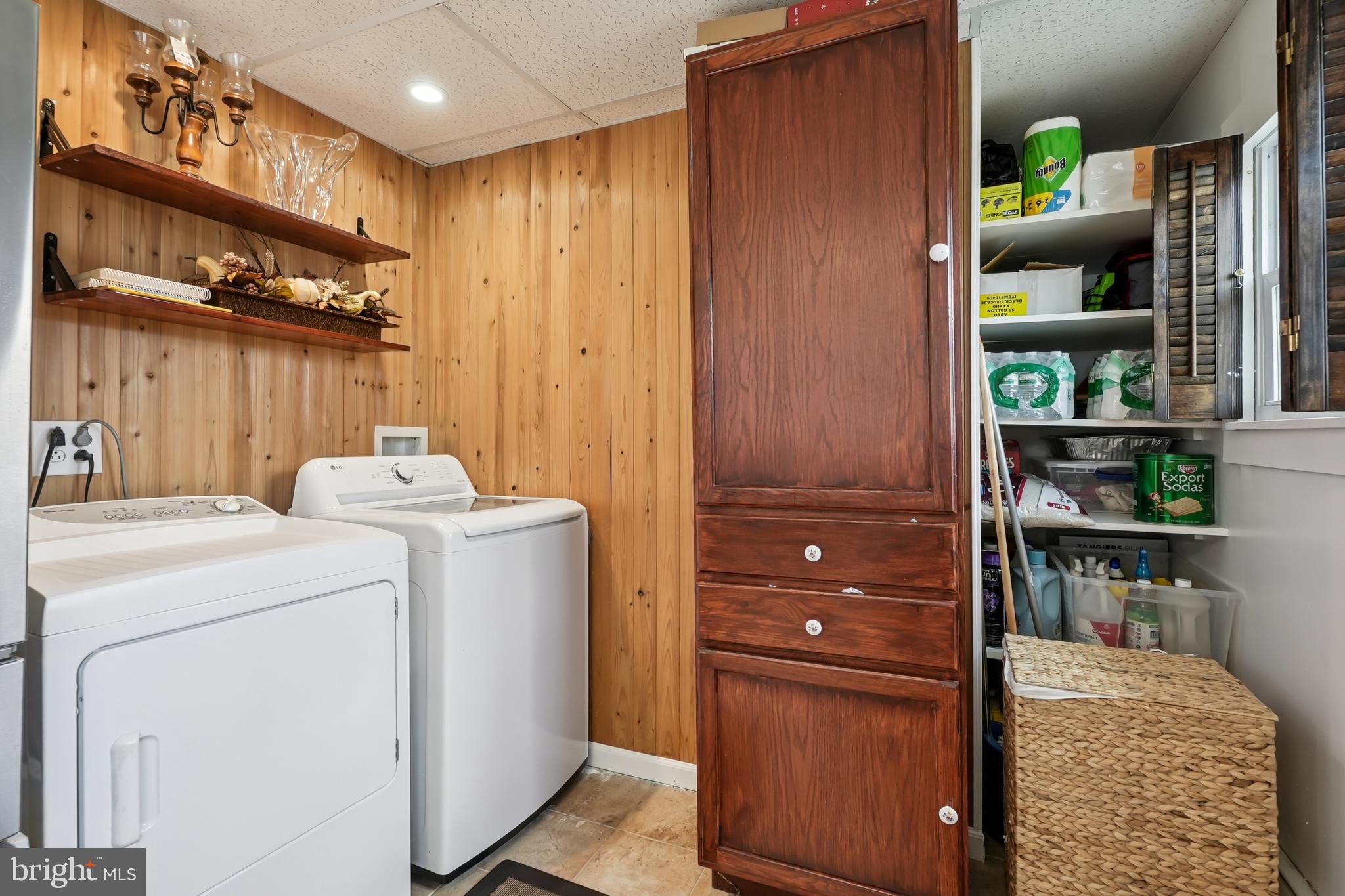 1005 Terrace Boulevard Ewing, NJ 08618 - Photo 17 of 34