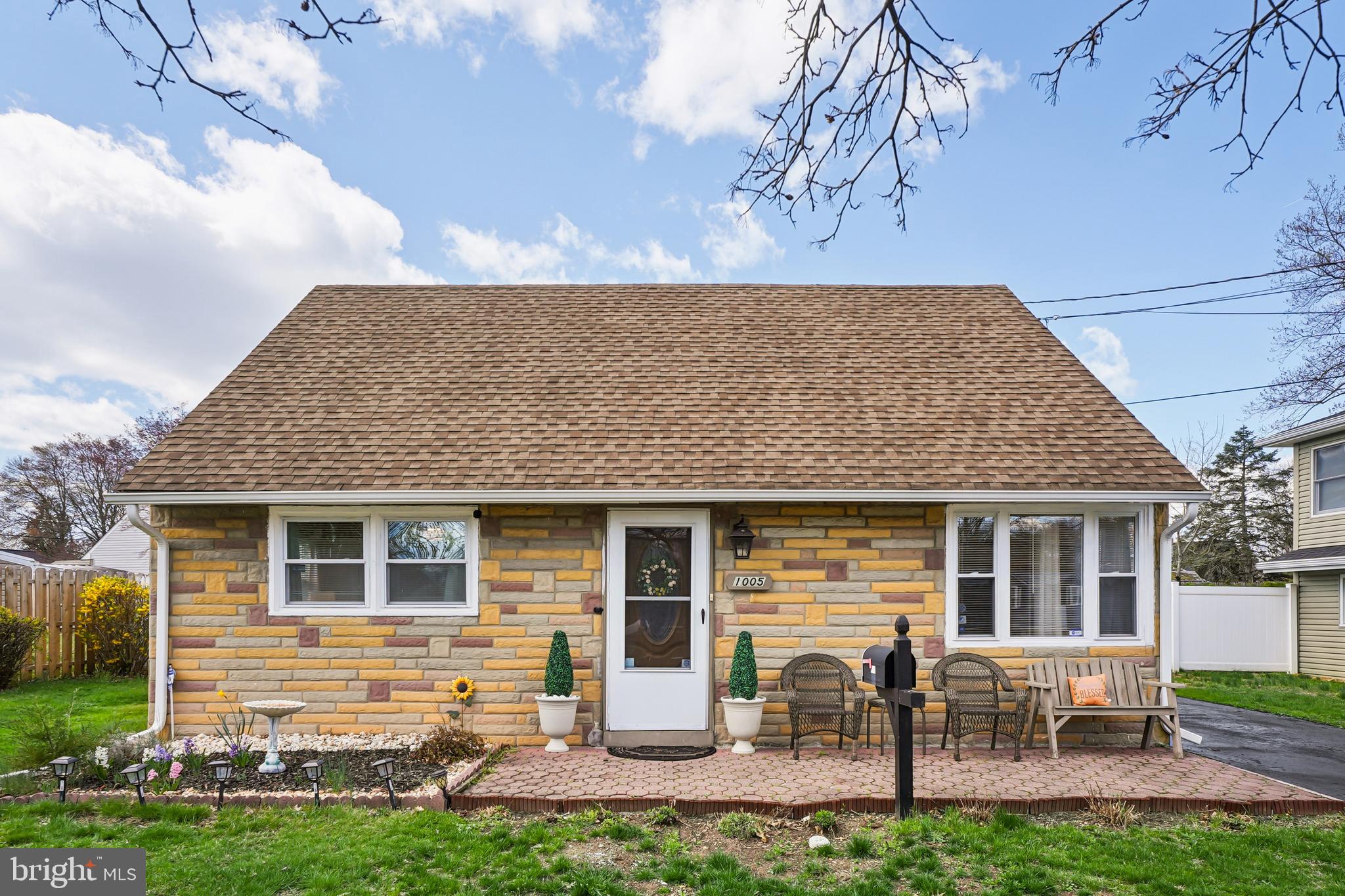 1005 Terrace Boulevard Ewing, NJ 08618 - Photo 2 of 34